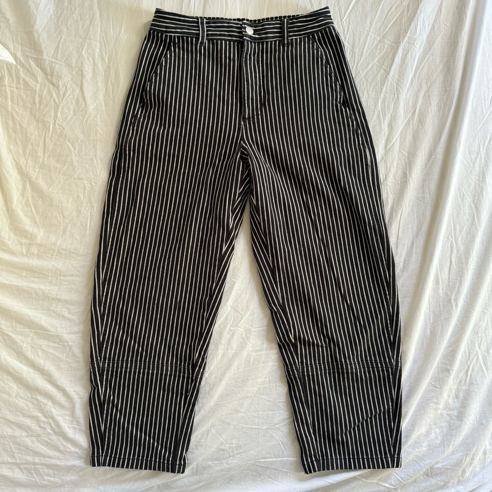 Everlane Utility Barrel Pants • black/bone stripe • size 8